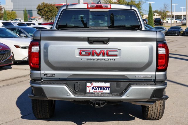 New 2026 GMC Canyon Elevation w/ Convenience Package image 4