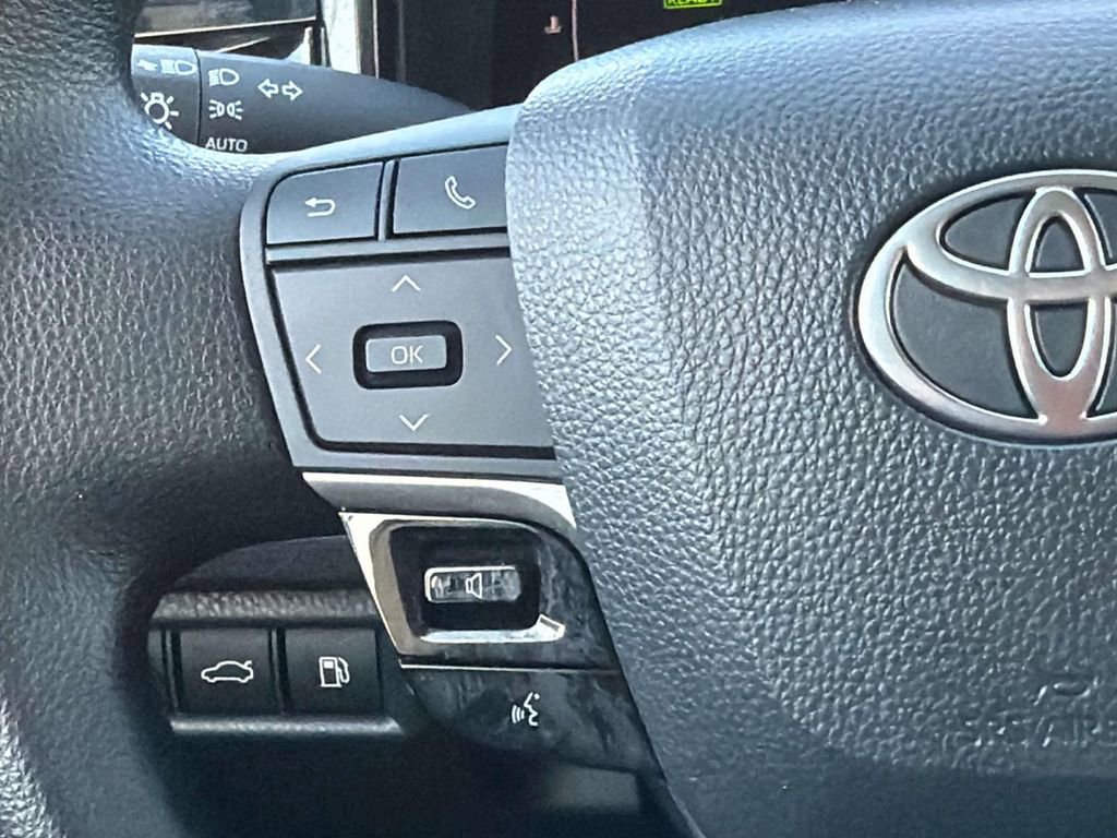 Certified 2025 Toyota Camry LE w/ Convenience Package image 10