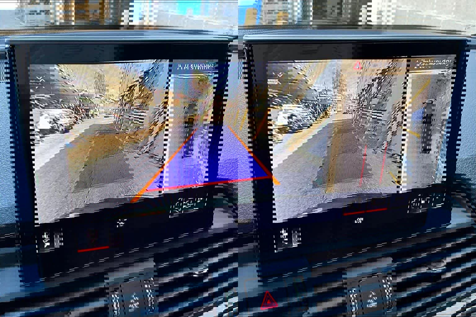 Used 2022 Audi Q5 e Premium Plus image 31