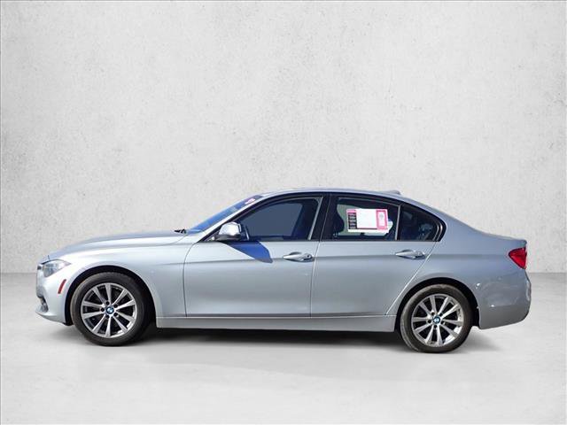 Used 2017 BMW 320i xDrive Sedan image 2
