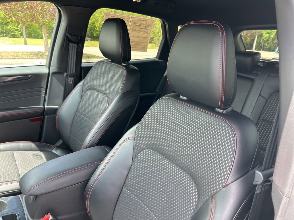Used 2023 Ford Escape ST-Line w/ Tech Pack #1 AWD/4WD image 21