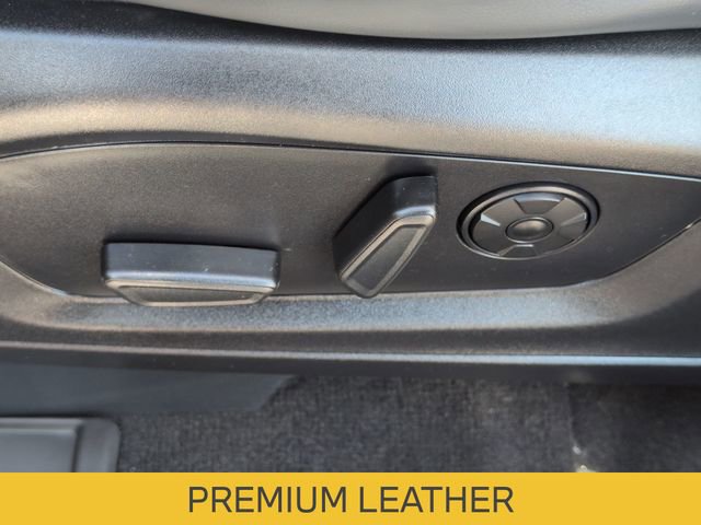 Used 2025 Ford Explorer ST image 16