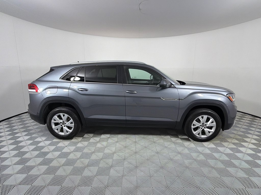 Used 2020 Volkswagen Atlas Cross Sport S FWD image 4