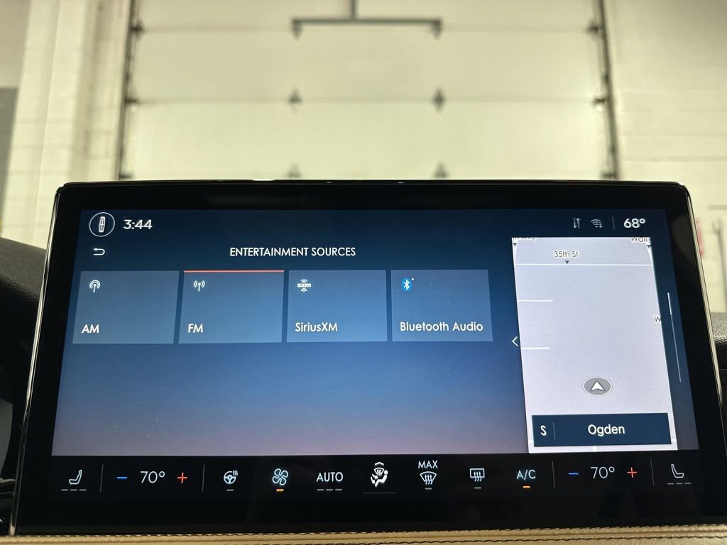 Used 2023 Lincoln Corsair Reserve w/ Equipment Group 202A AWD/4WD image 31