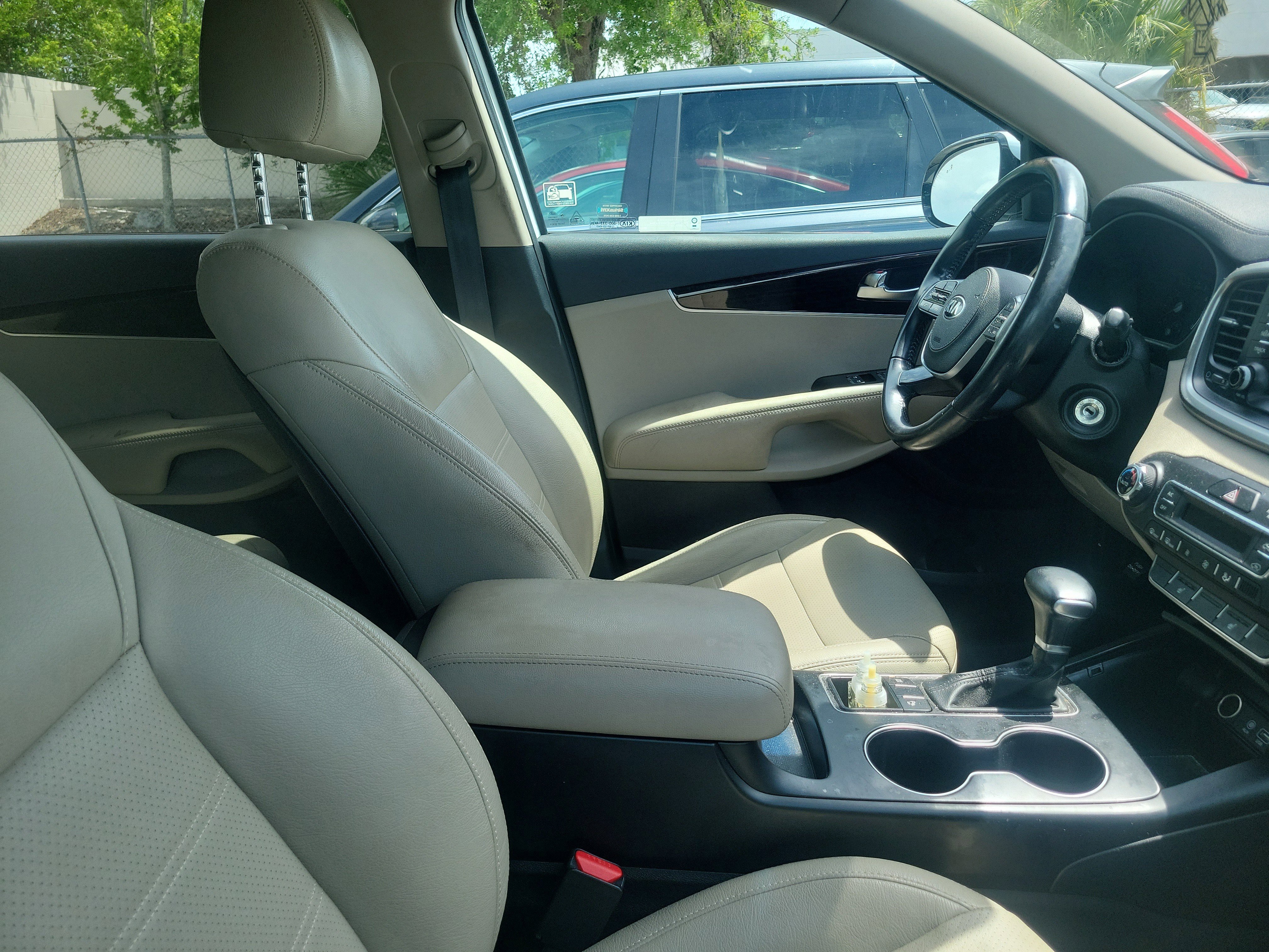 Used 2019 Kia Sorento LX w/ Option Group 020 image 9