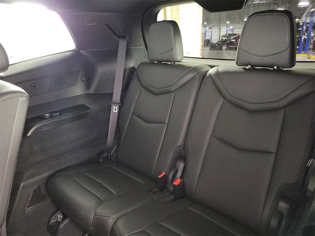 Certified 2023 Cadillac XT6 Luxury image 11