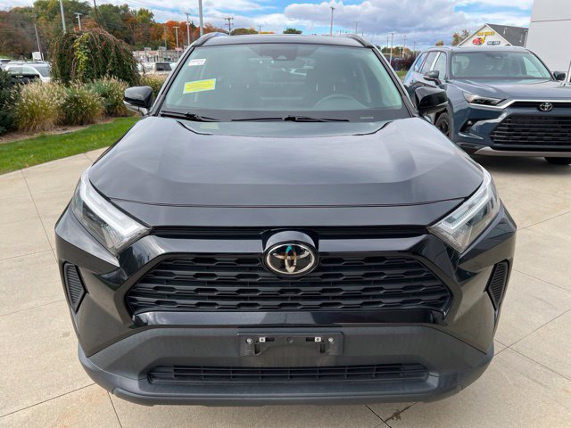 Used 2024 Toyota RAV4 XLE w/ Convenience Package AWD/4WD image 2