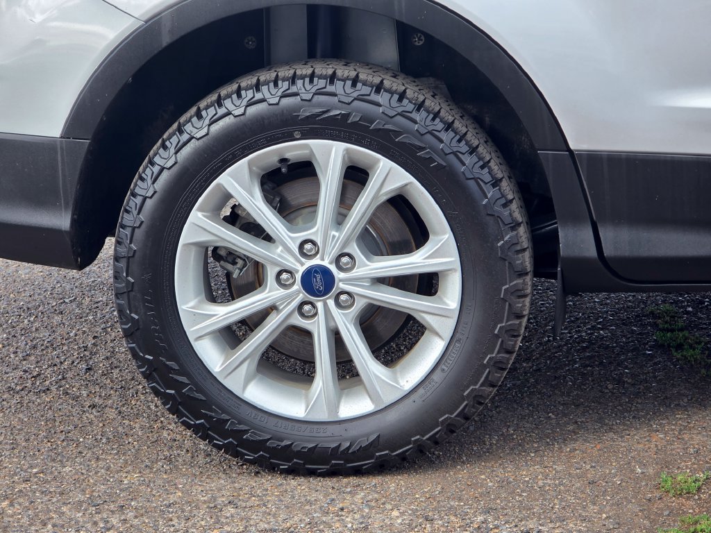 Used 2017 Ford Escape SE AWD/4WD image 26
