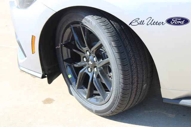 New 2026 Ford Mustang Coupe image 5