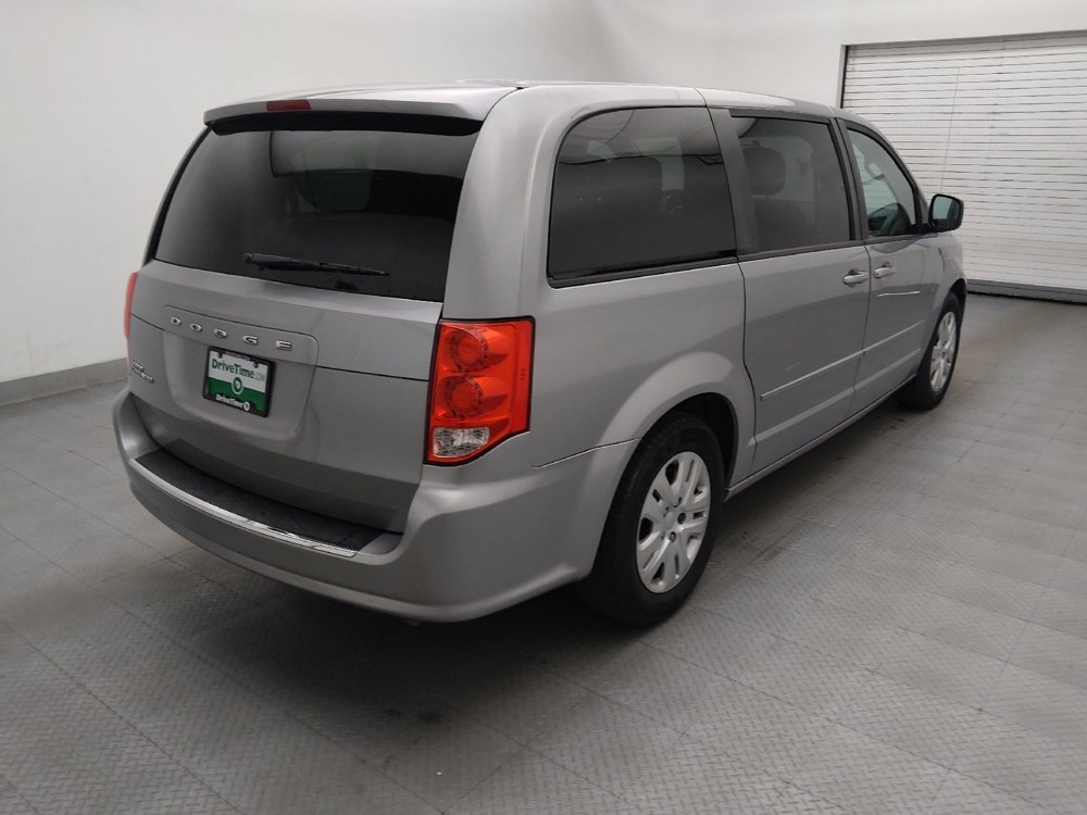 Used 2016 Dodge Grand Caravan SE w/ Quick Order Package 29E SE FWD image 9