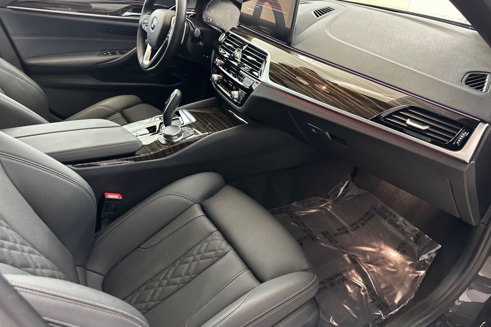 Certified 2023 BMW 540i w/ Premium Package RWD image 33