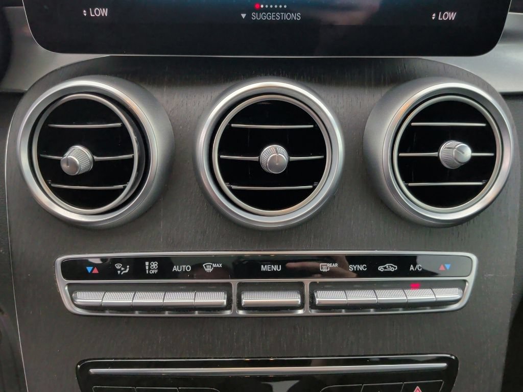 Used 2020 Mercedes-Benz GLC 300 image 26