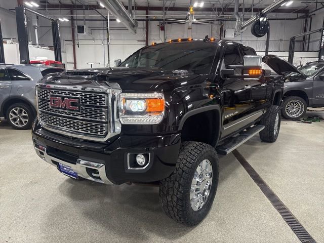 Used 2018 GMC Sierra 2500 Denali w/ Duramax Plus Package image 14