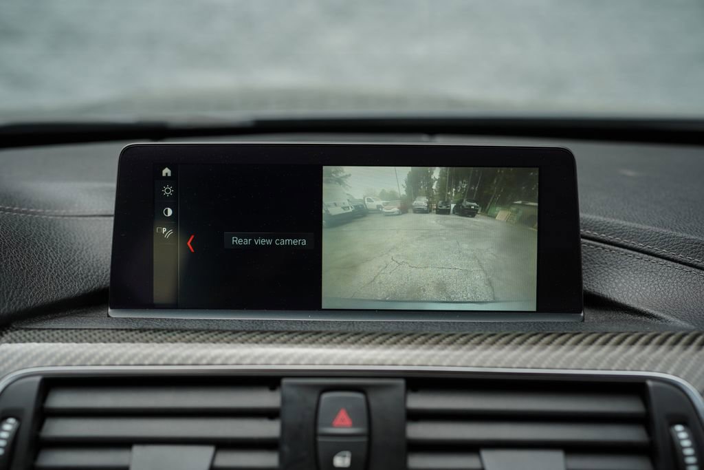 Used 2018 BMW M3 image 31