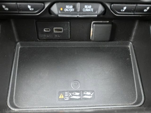 Used 2021 Chevrolet Suburban Z71 w/ Z71 Off-Road Package image 32