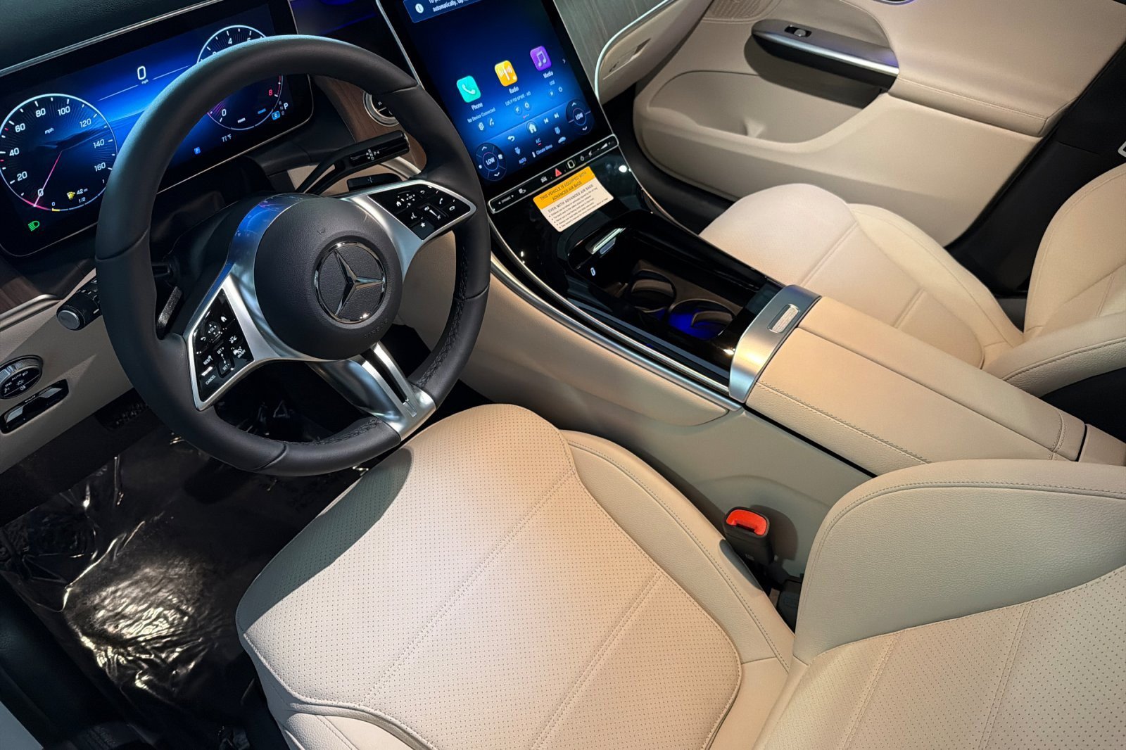 New 2027 Mercedes-Benz GLC 300 image 9