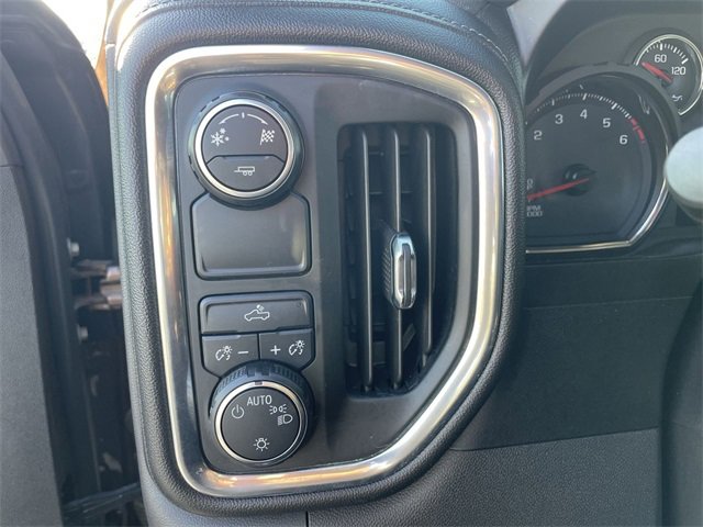 Used 2019 Chevrolet Silverado 1500 LT w/ All-Star Edition image 17