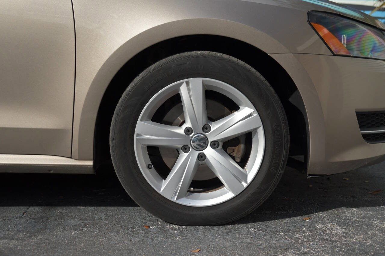 Used 2015 Volkswagen Passat TDI SE image 36