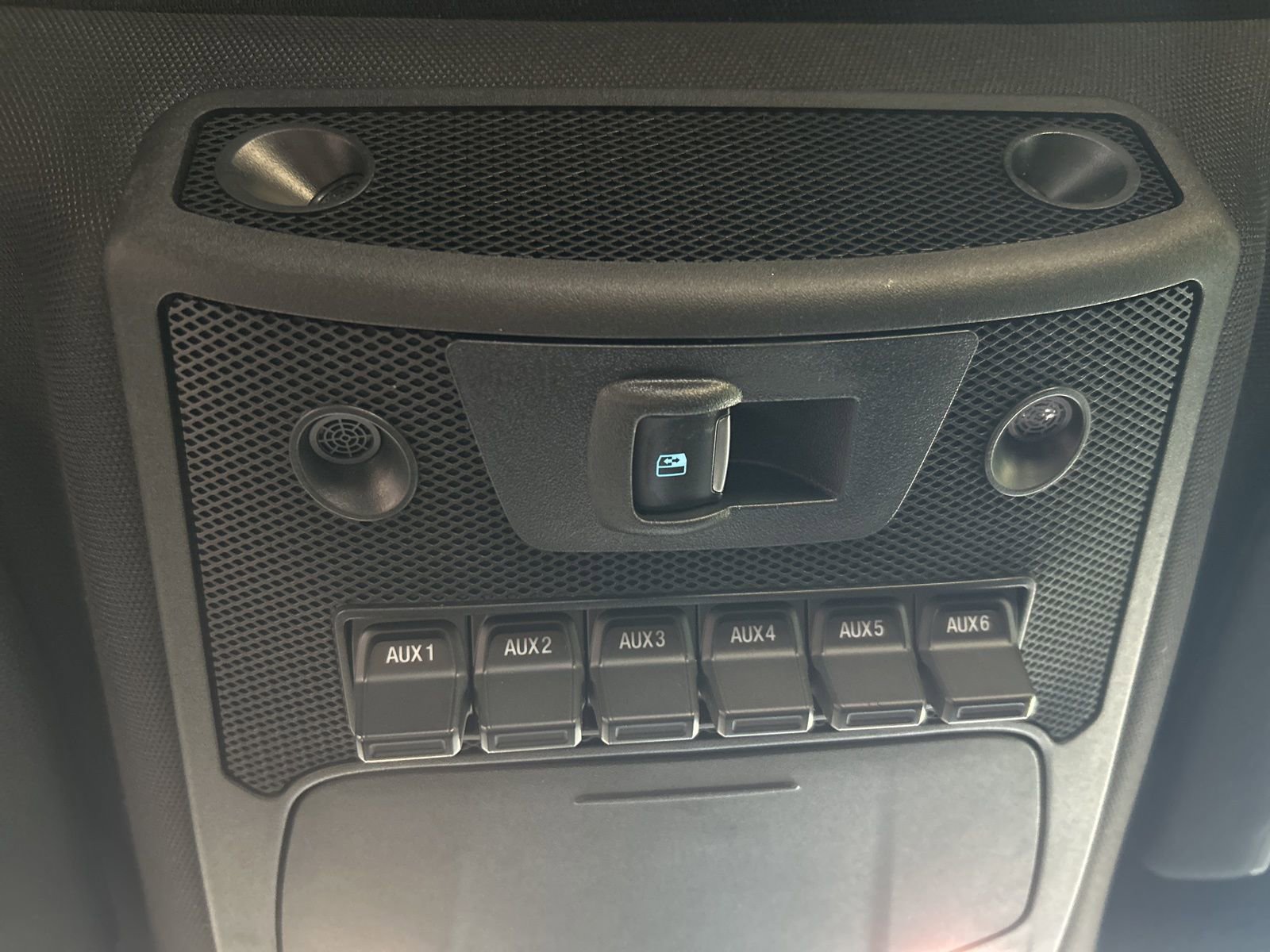 Used 2019 Ford F150 Raptor w/ Equipment Group 802A Luxury image 28