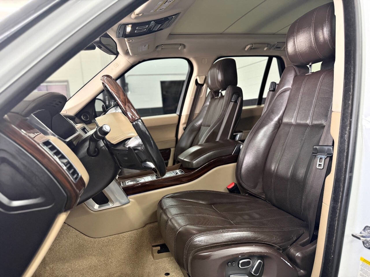 Used 2014 Land Rover Range Rover Supercharged image 6