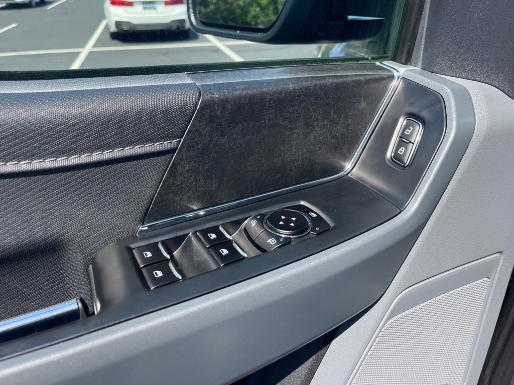 Used 2022 Ford F150 XLT w/ Equipment Group 302A High image 8