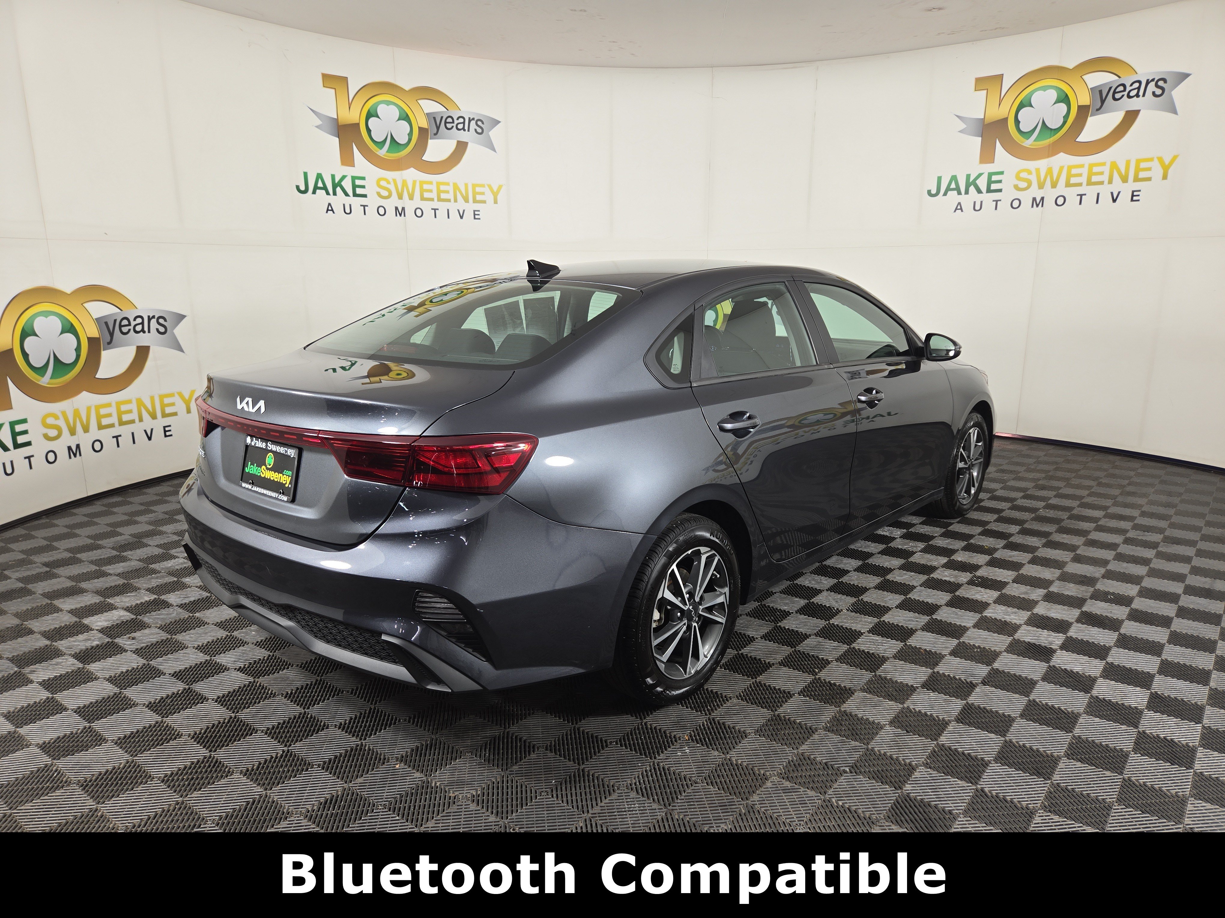 Used 2024 Kia Forte LXS w/ LXS Technology Package FWD image 9