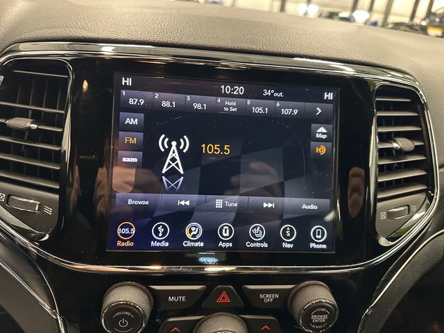 Used 2019 Jeep Grand Cherokee Limited image 33