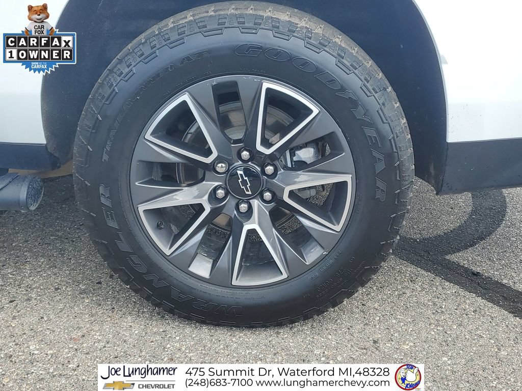 Certified 2024 Chevrolet Suburban Z71 w/ Luxury Package AWD/4WD image 35