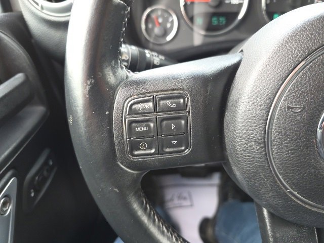 Used 2014 Jeep Wrangler Unlimited Sahara w/ Connectivity Group image 18