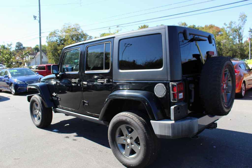 Used 2015 Jeep Wrangler Unlimited Sport image 8