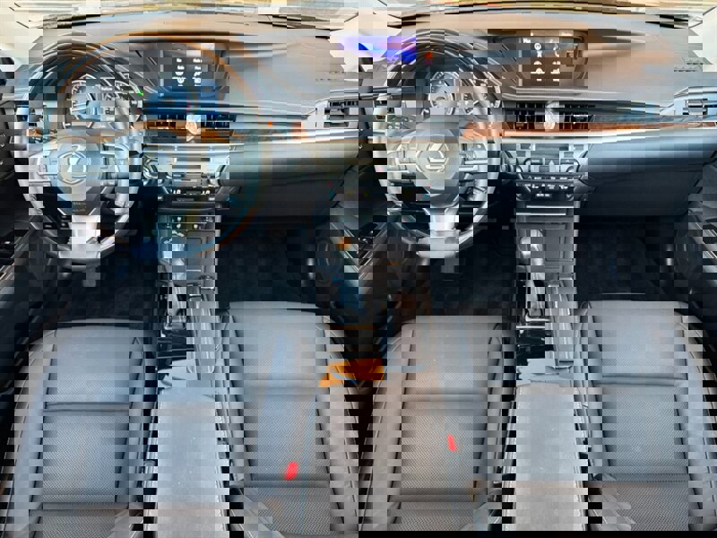 Used 2017 Lexus ES 350 w/ Navigation System Package FWD image 5