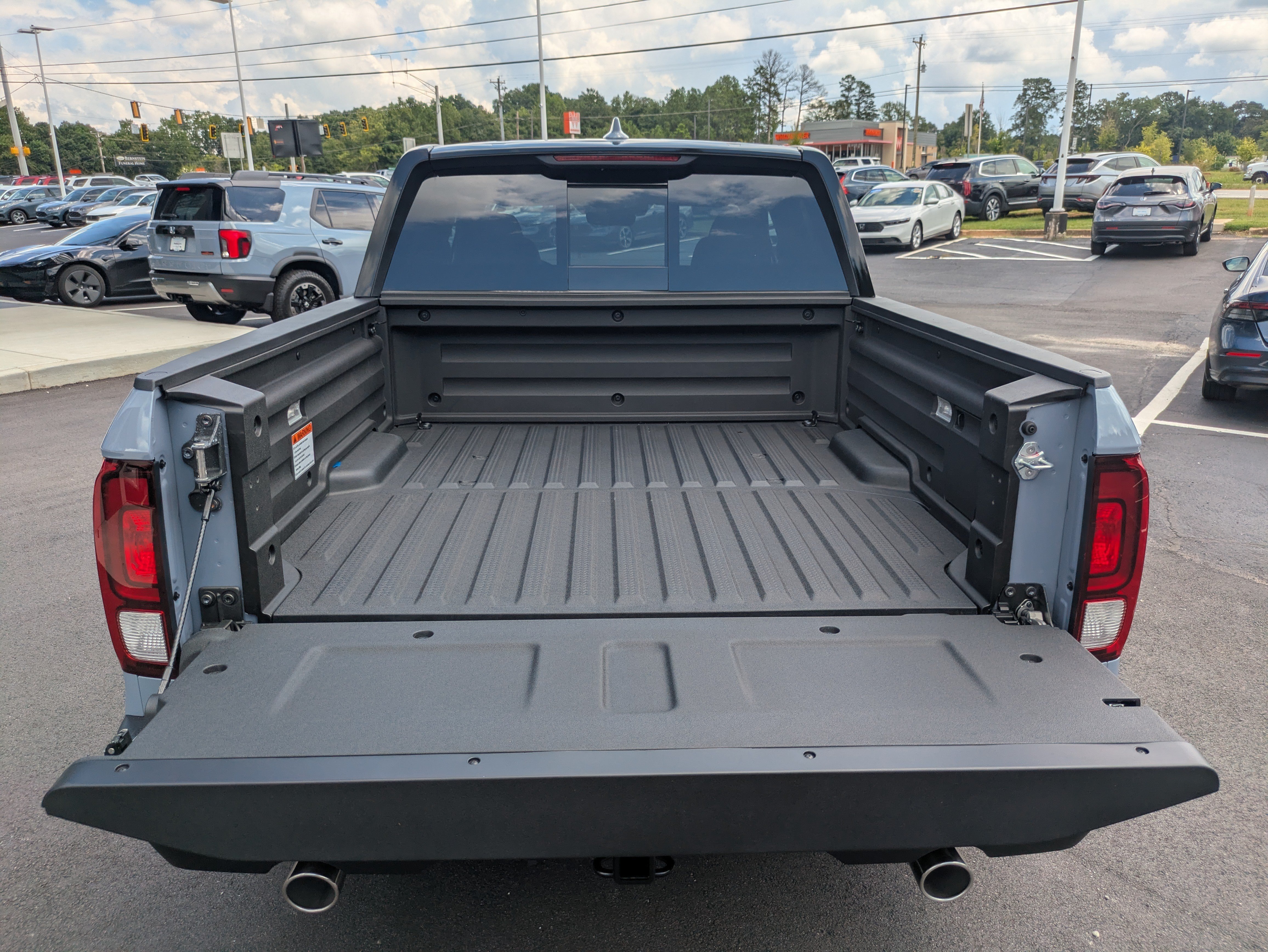 New 2026 Honda Ridgeline Black Edition image 18
