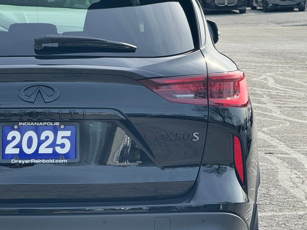 Used 2025 INFINITI QX50 Sport AWD/4WD image 5