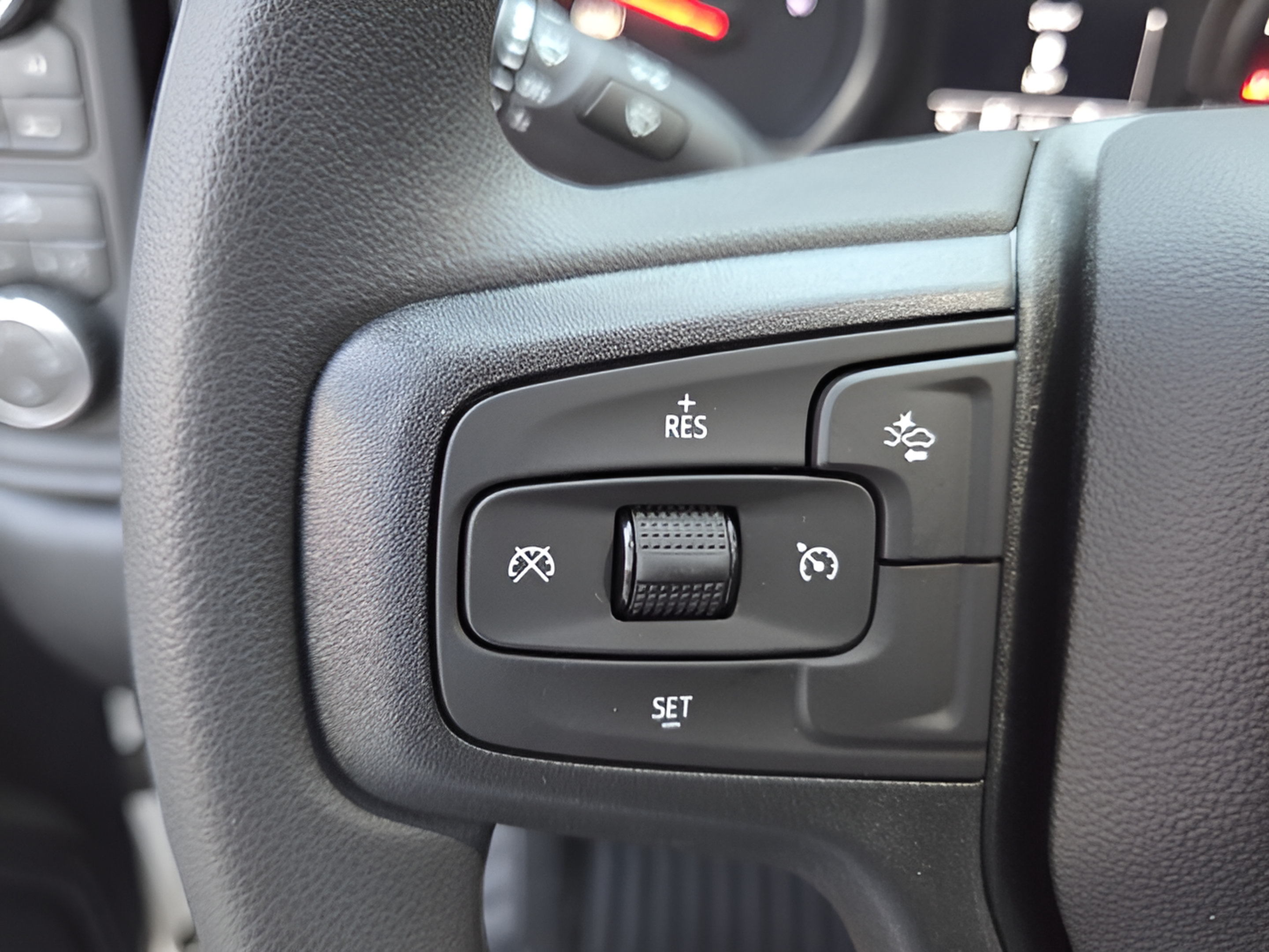 New 2026 Chevrolet Silverado 1500 Custom AWD/4WD image 28