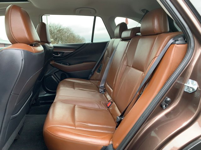 Used 2021 Subaru Outback Touring w/ Popular Package #2 image 27