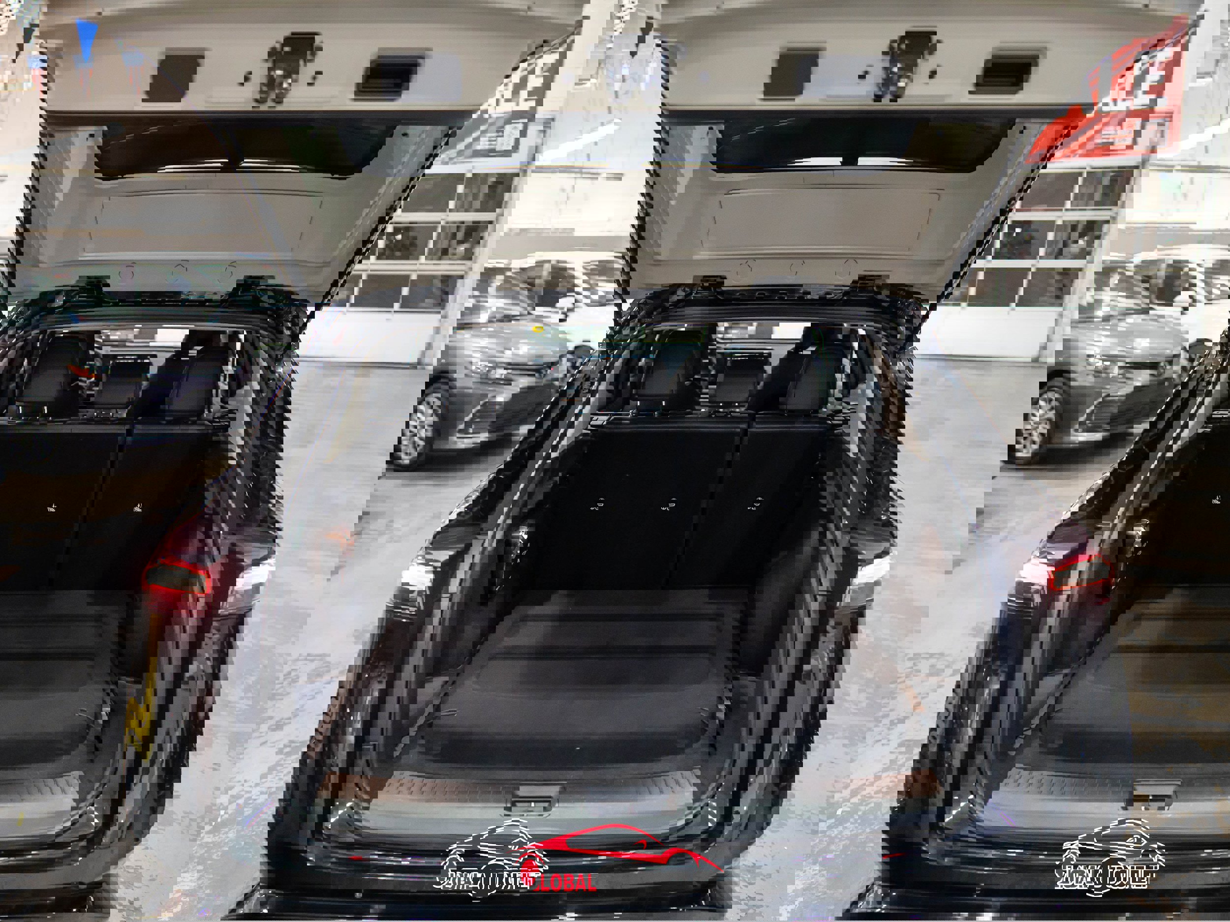 Used 2023 Nissan Ariya AWD image 47