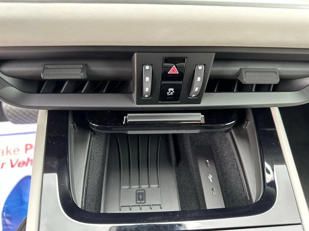 Certified 2025 Porsche Cayenne E-Hybrid AWD/4WD image 24