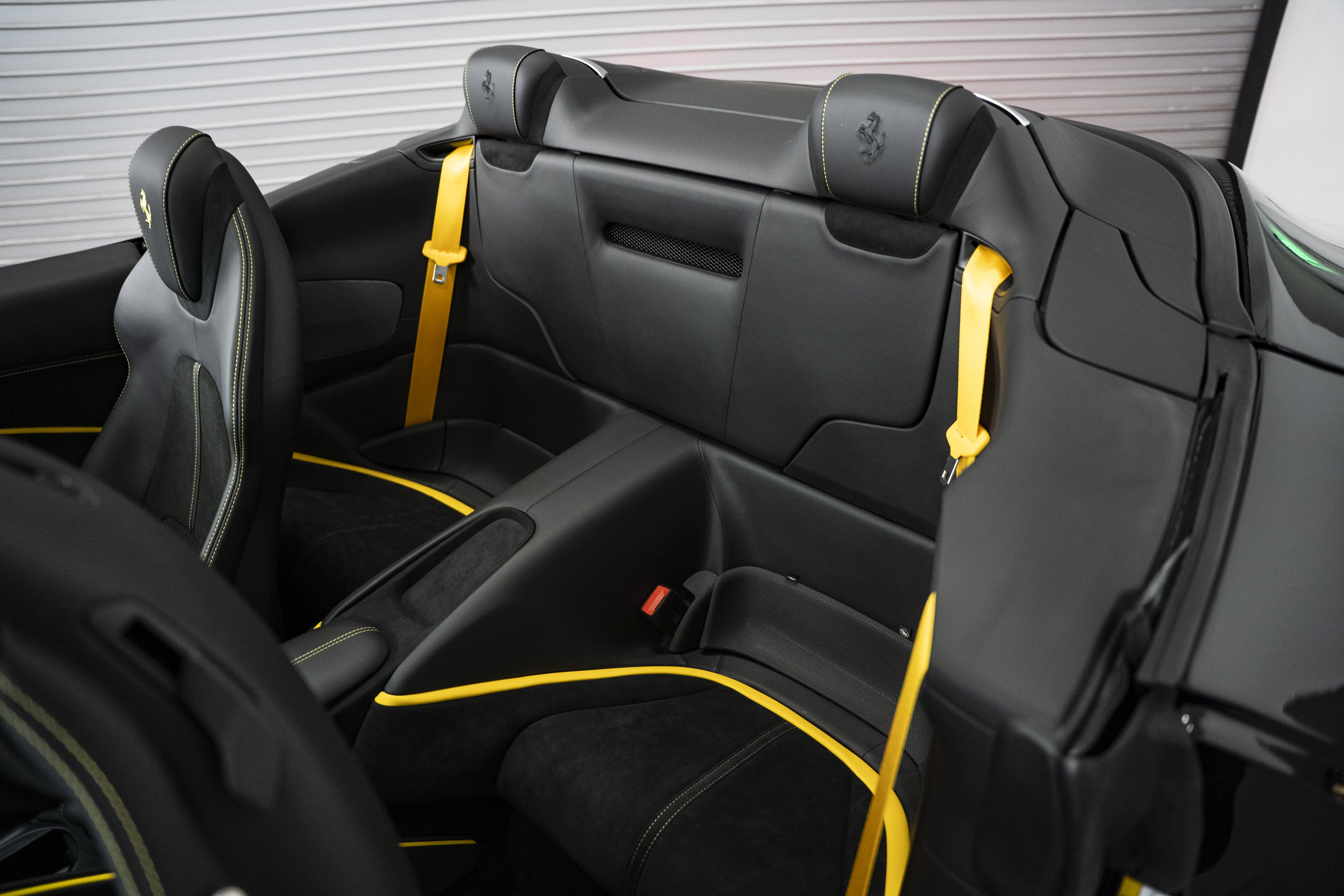 Used 2026 Ferrari Roma Spider RWD image 28