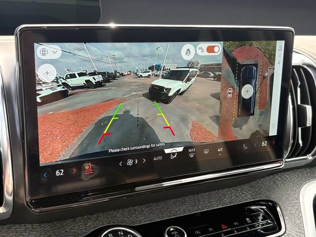 Used 2025 Ford Expedition Tremor AWD/4WD image 13