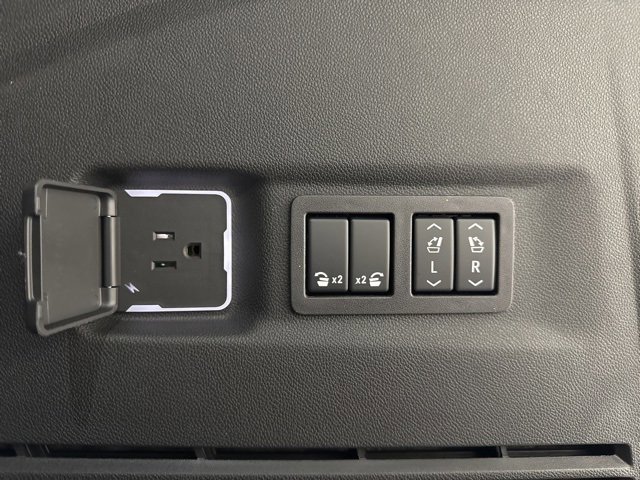 New 2026 Chevrolet Suburban High Country w/ Sun And Tow Package image 33