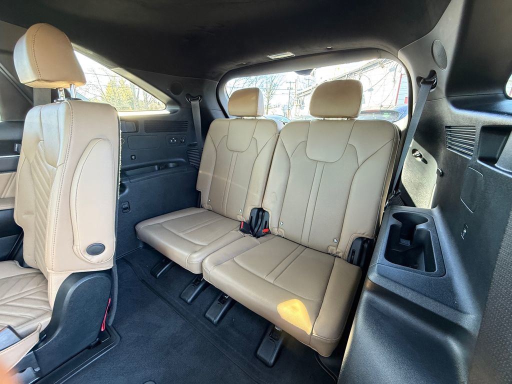 Certified 2025 Kia Sorento SX Prestige w/ Olive Brown Leather Package image 27