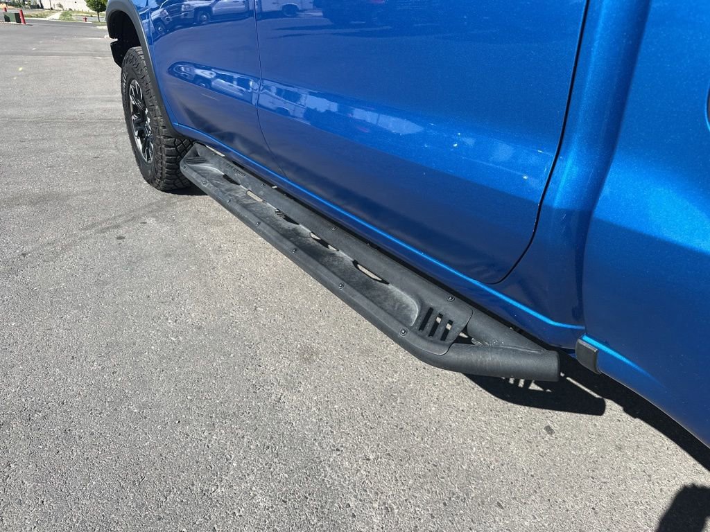 Used 2022 Chevrolet Silverado 1500 ZR2 w/ Technology Package AWD/4WD image 10