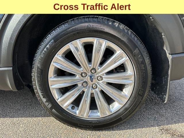 Used 2025 Ford Explorer Platinum w/ LUX Leather Package image 12