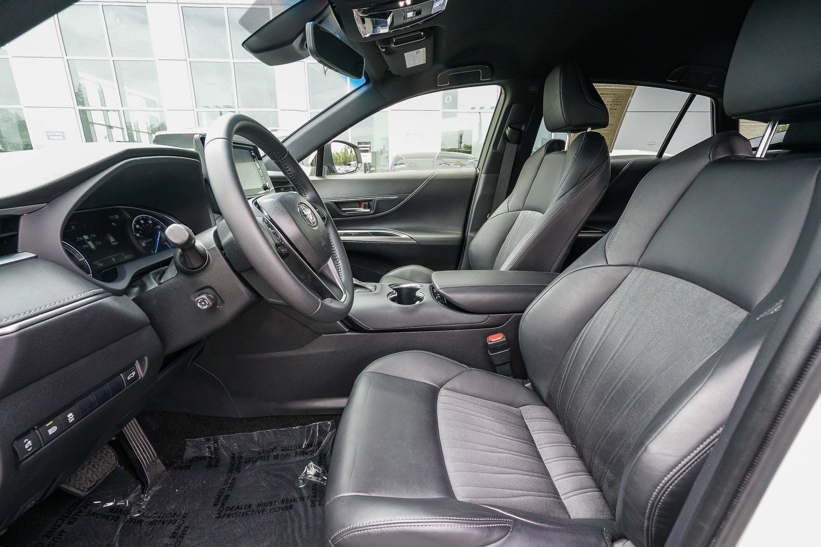 Used 2021 Toyota Venza XLE AWD/4WD image 17