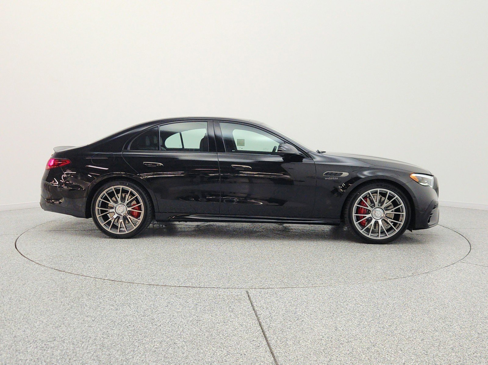 New 2026 Mercedes-Benz E 53 AMG e 4MATIC Sedan image 4