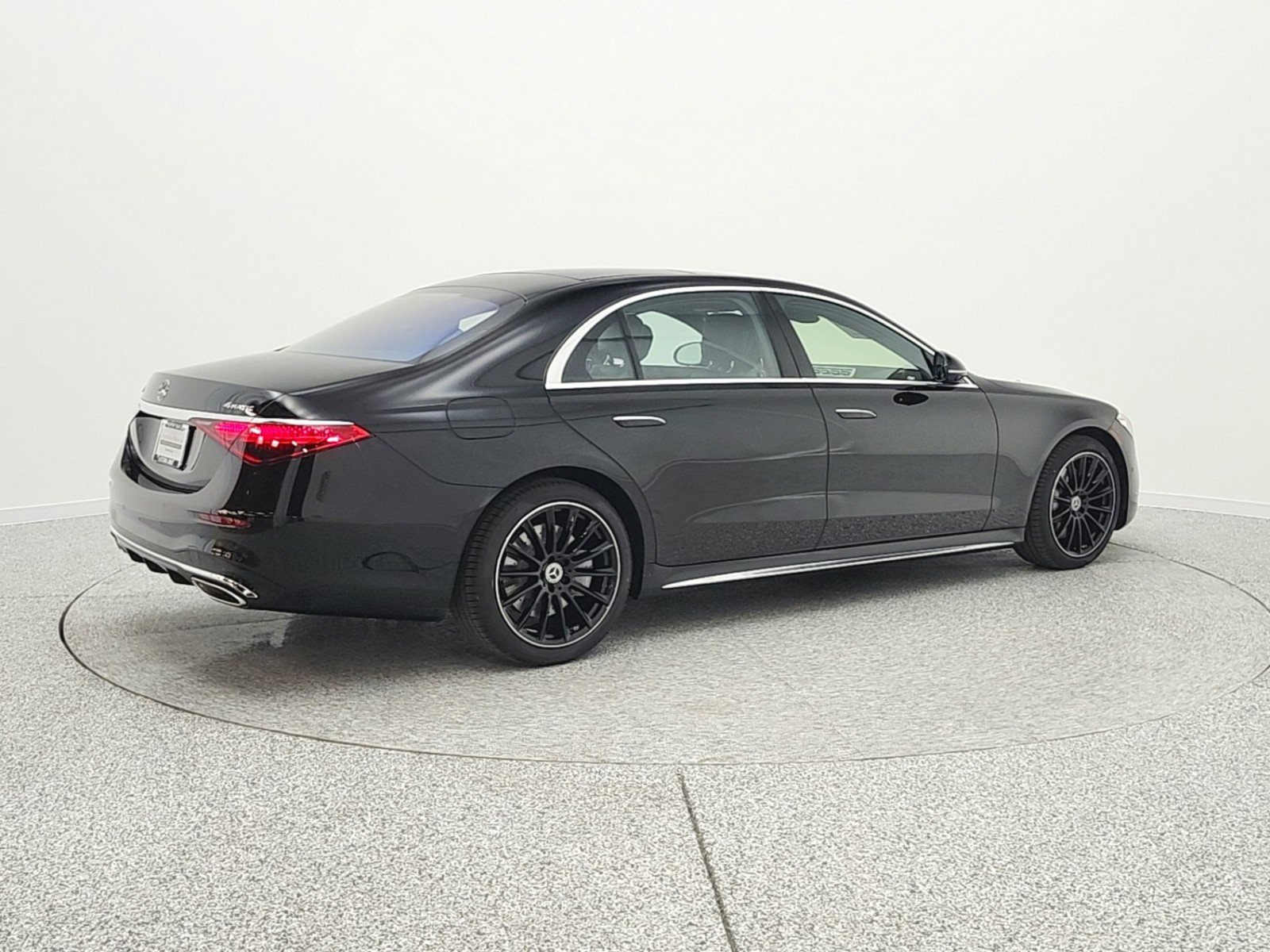 New 2026 Mercedes-Benz S 500 4MATIC image 5