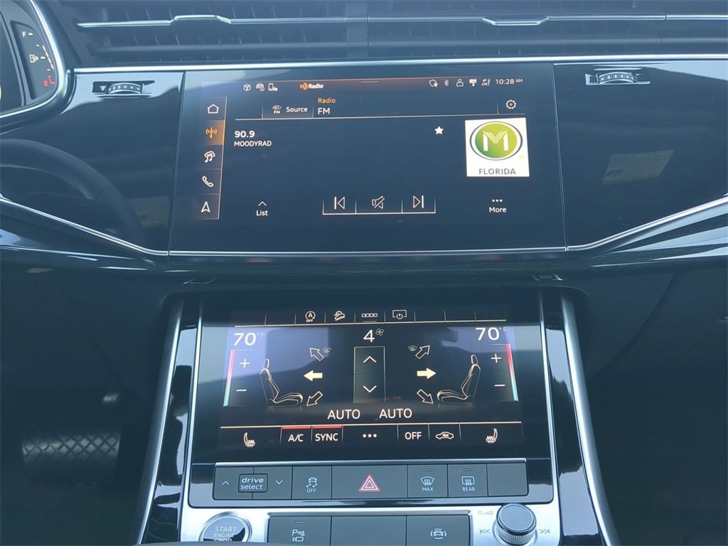 Used 2025 Audi Q7 3.0T Premium Plus image 19