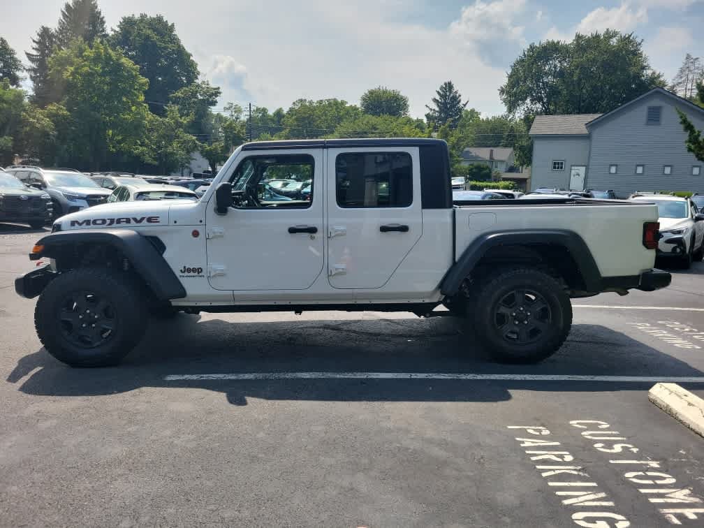 Used 2022 Jeep Gladiator Mojave w/ Trailer Tow Package AWD/4WD image 7