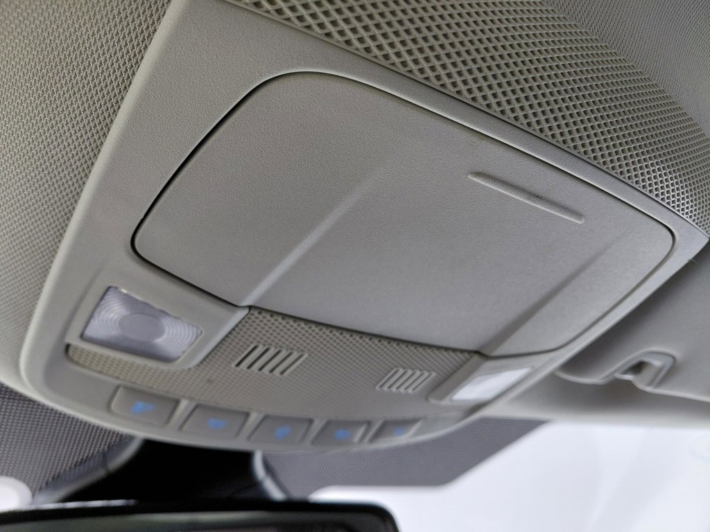 Used 2024 Ford Edge Titanium image 36