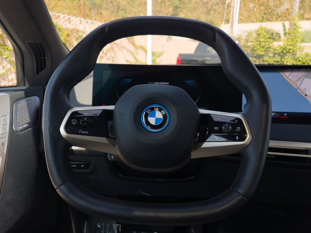 Certified 2023 BMW iX M60 w/ Executive Package AWD/4WD image 16